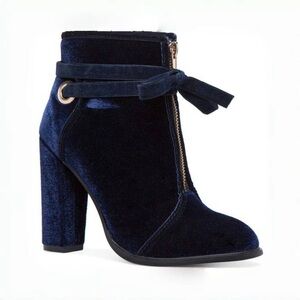 💎NEW 💎Royal Blue Velvet Heel*Blue Booties*Ankle
Boots*Velvet Shoes*Wide Fit